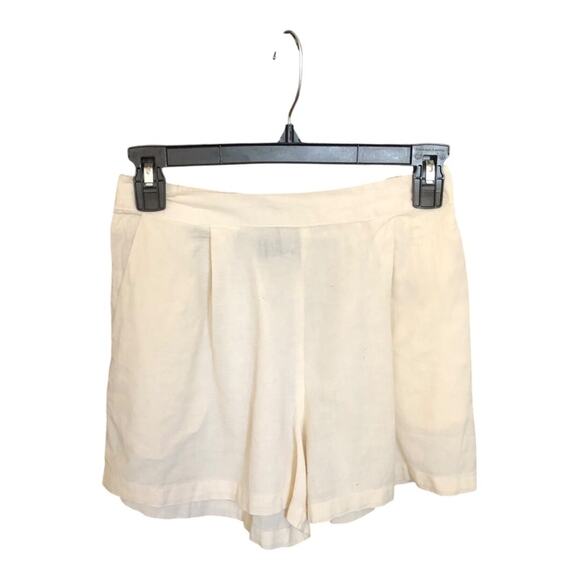 Pretty Little Thing NWT Linen Look Oversized Floaty Off White Pleated Shorts 0 - Picture 3 of 16